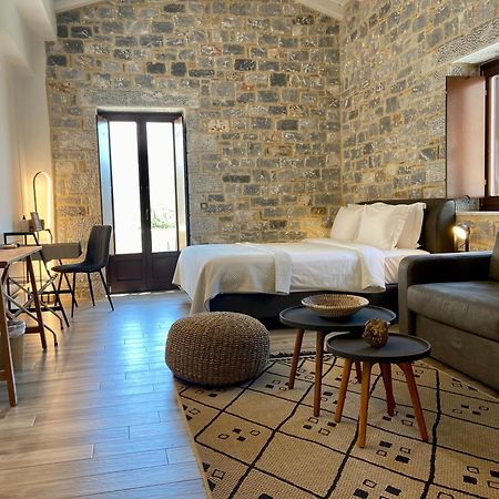 Manifest Boutique Hotel Ойтілон Екстер'єр фото